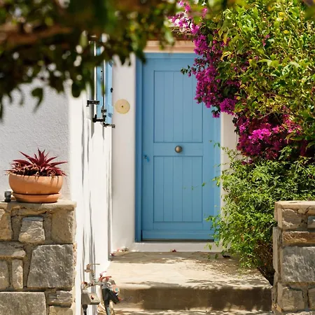 Noho Pounda House 3 Bedroom Holiday home Parikia (Paros)